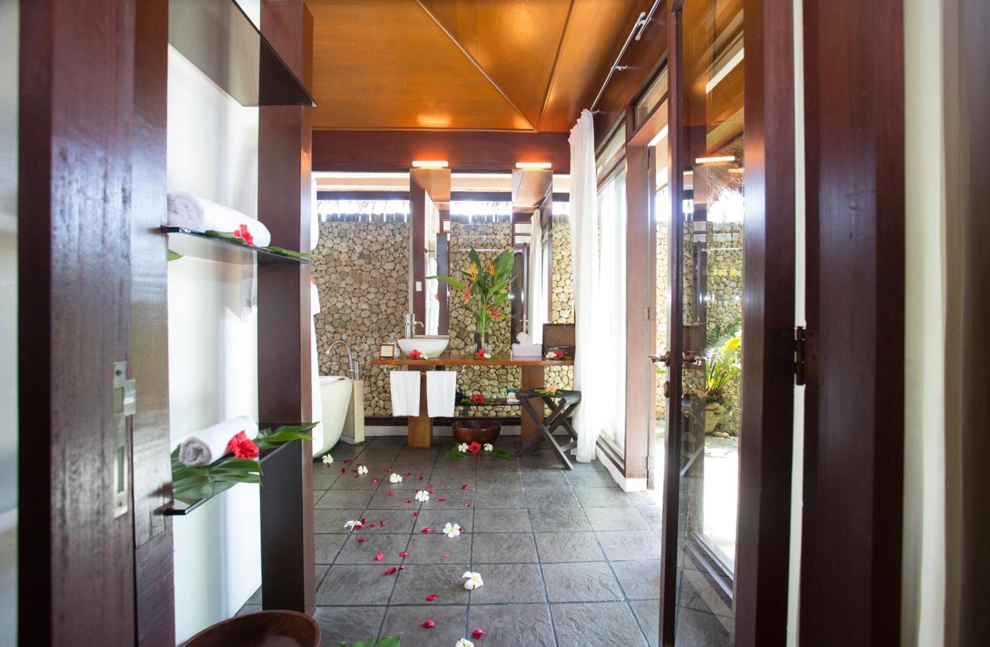 Mandala Spa & Resort Villas Manoc-Manoc Oda fotoğraf